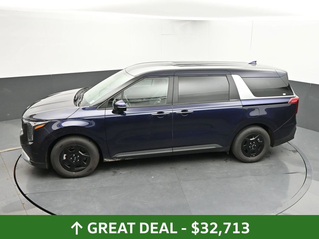 Used 2026 Kia Carnival FWD image 35