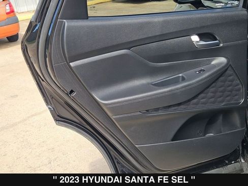 Used 2023 Hyundai Santa Fe SEL image 16