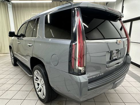 Used 2020 Cadillac Escalade Luxury image 10