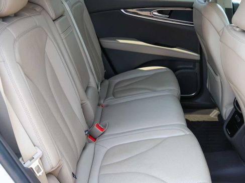 Used 2022 Lincoln Nautilus Reserve AWD/4WD image 20