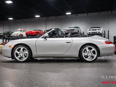 Used 1999 Porsche 911 Carrera 4 AWD/4WD image 2