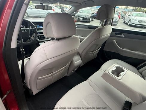 Used 2015 Hyundai Sonata SE FWD image 13