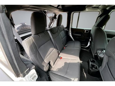 Certified 2022 Jeep Wrangler Unlimited Sport AWD/4WD image 42