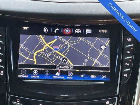 Used 2018 Cadillac Escalade ESV Luxury image 32