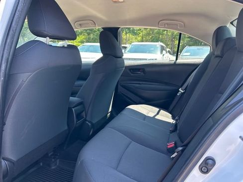 Used 2022 Toyota Corolla LE FWD image 24