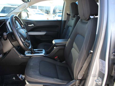 Certified 2021 Chevrolet Colorado LT w/ LT Convenience Package image 9