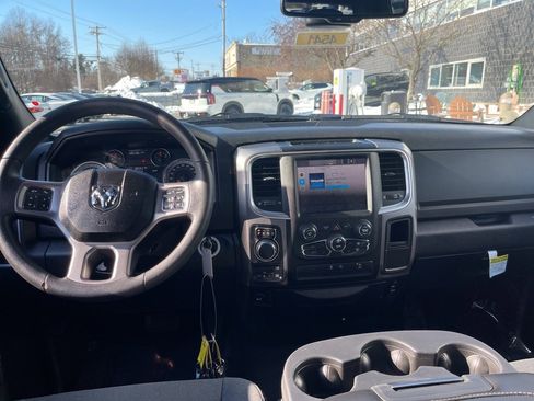 Used 2022 RAM 1500 Classic Warlock w/ Electronics Group image 11