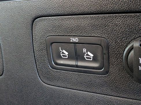 Certified 2023 Kia Sorento X-Line EX image 10