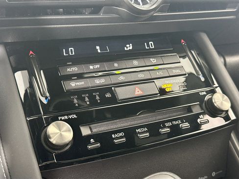 Used 2024 Lexus IS 300 w/ Premium Package image 15