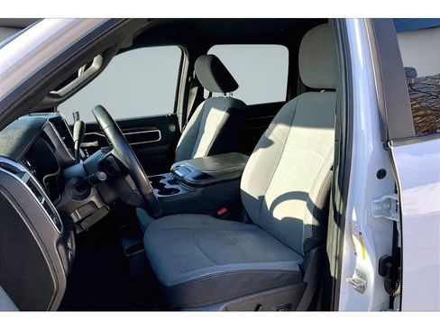 Certified 2024 RAM 3500 Big Horn AWD/4WD image 22