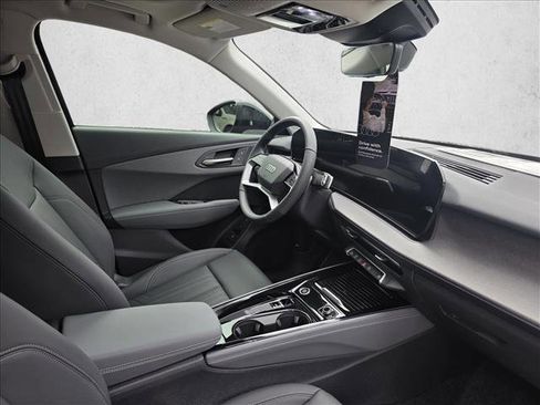 New 2026 Audi Q3 quattro 2.0T AWD/4WD image 11