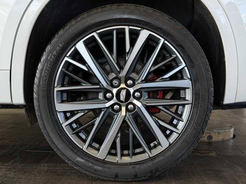 Used 2023 Cadillac XT6 Sport AWD/4WD image 32