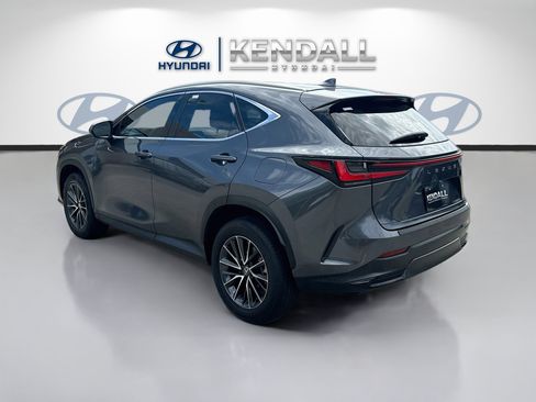 Used 2024 Lexus NX 250 FWD w/ Towing Package (2000 Lbs) image 4