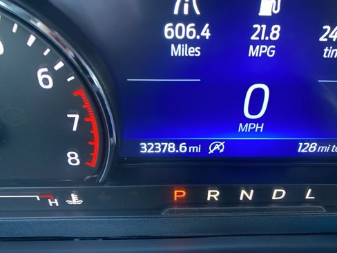 Certified 2024 Ford Explorer XLT w/ Equipment Group 202A image 15