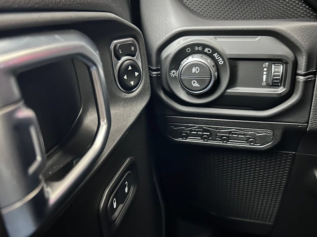 New 2026 Jeep Gladiator Rubicon AWD/4WD image 18