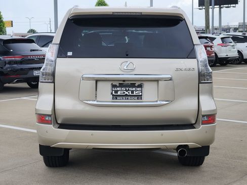 Used 2016 Lexus GX 460 Luxury AWD/4WD image 6