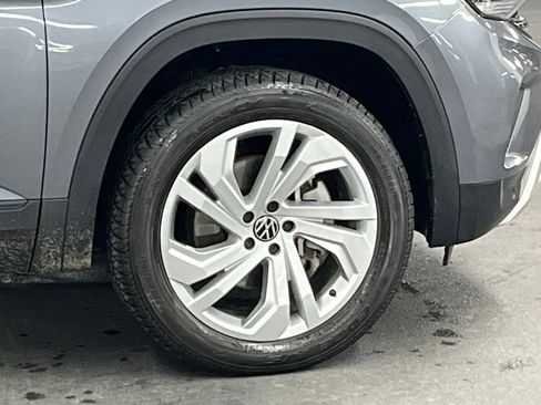 Used 2023 Volkswagen Atlas SE image 42