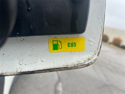 Used 2016 Jeep Renegade Latitude image 17