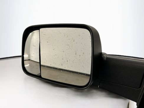 Used 2018 RAM 1500 Big Horn image 16