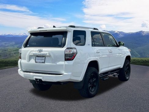 Used 2023 Toyota 4Runner SR5 AWD/4WD image 5