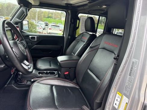 Used 2018 Jeep Wrangler Unlimited Rubicon AWD/4WD image 29