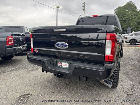 Used 2017 Ford F250 XLT w/ XLT Premium Package AWD/4WD image 8