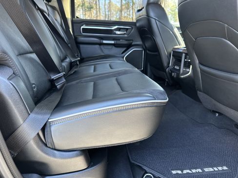 Used 2019 RAM 1500 Laramie image 18