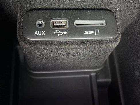 Used 2016 Chrysler 300 S image 34