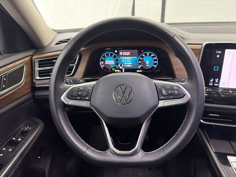 Used 2024 Volkswagen Atlas SE image 24