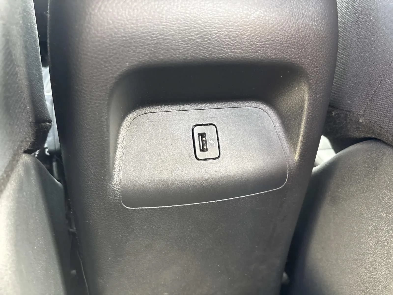 Used 2020 Nissan Sentra SV w/ Electronics Package FWD image 17