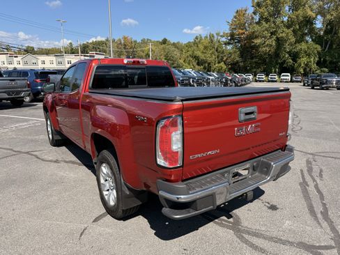 Used 2016 GMC Canyon SLE w/ SLE Convenience Package image 3