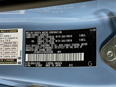 Used 2025 Toyota Land Cruiser image 27