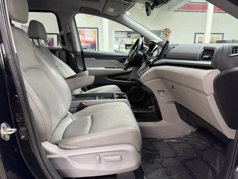 Used 2019 Honda Odyssey Touring image 15