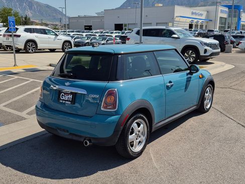 Used 2009 MINI Cooper Hardtop FWD image 3