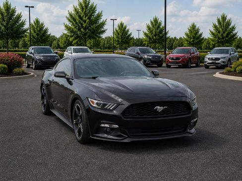 Used 2016 Ford Mustang GT w/ GT Performance Package RWD image 6