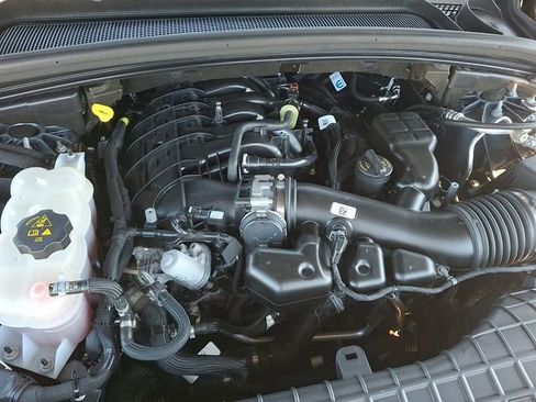 Used 2024 Jeep Grand Cherokee L Limited w/ Luxury Tech Group II image 29