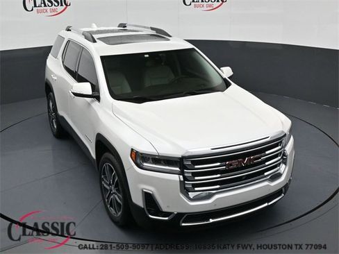 Used 2021 GMC Acadia SLT w/ Technology Package image 1