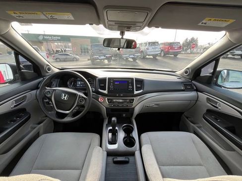 Used 2017 Honda Pilot LX image 34