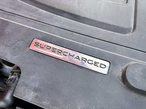 Used 2015 Jaguar F-TYPE Convertible image 31