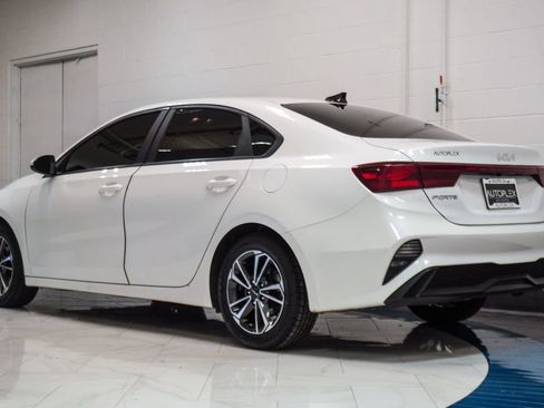 Used 2024 Kia Forte LXS FWD image 27