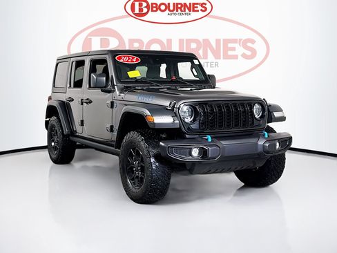 Used 2024 Jeep Wrangler Unlimited AWD/4WD image 1