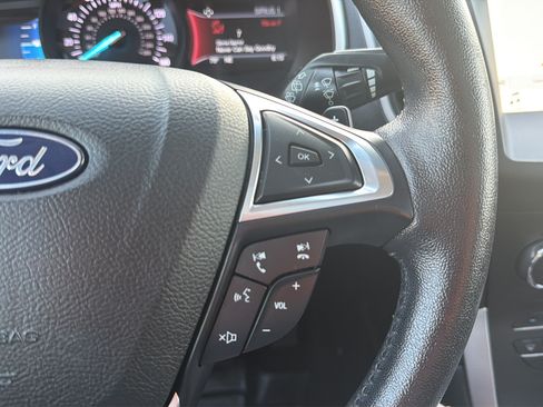 Used 2018 Ford Edge SEL w/ Equipment Group 201A AWD/4WD image 19