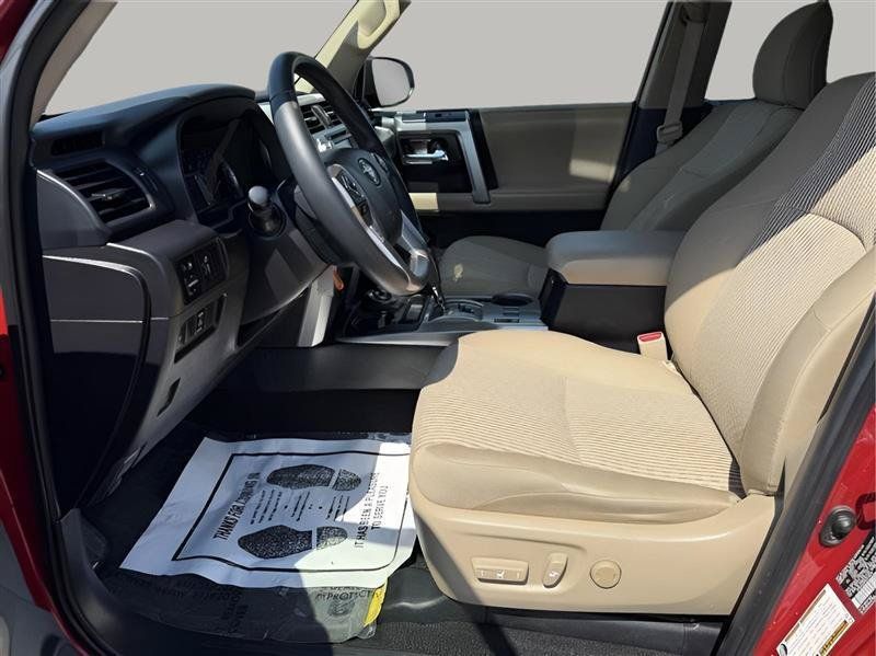 Used 2016 Toyota 4Runner SR5 AWD/4WD image 20