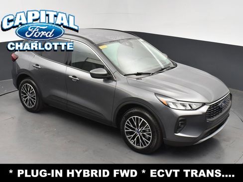 Used 2024 Ford Escape SE image 21