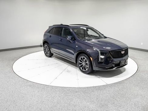 Used 2024 Cadillac XT4 Sport AWD/4WD image 30