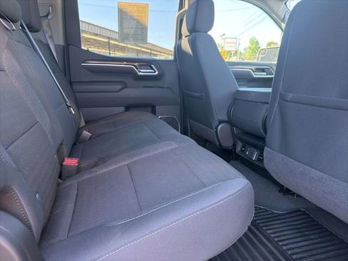 Used 2026 Chevrolet Silverado 1500 LT AWD/4WD image 13