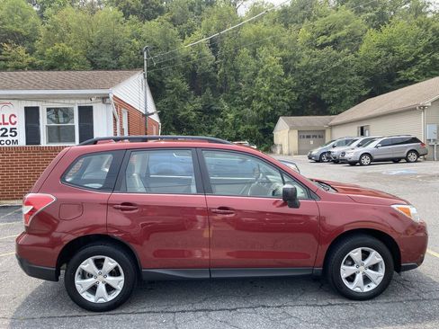Used 2016 Subaru Forester 2.5i w/ Alloy Wheel Package AWD/4WD image 3