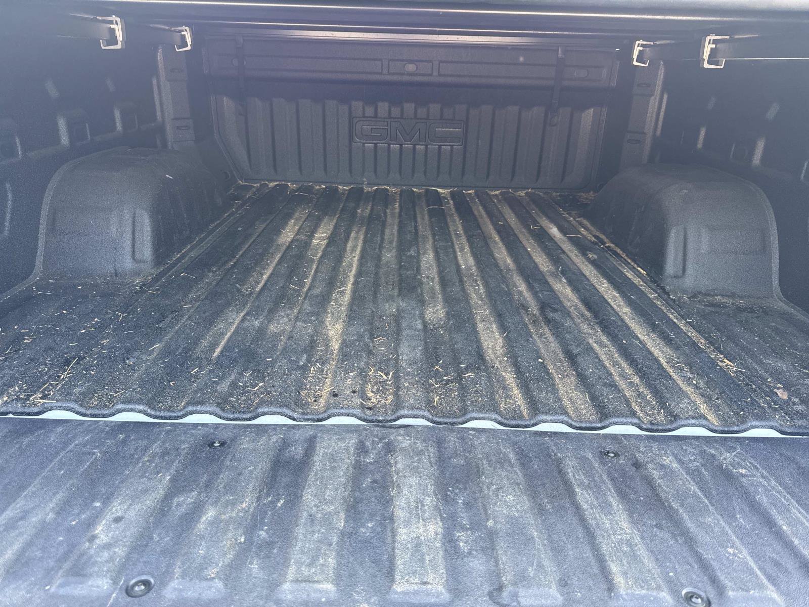 Used 2023 GMC Sierra 1500 SLE AWD/4WD image 12