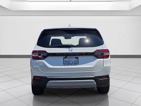 Certified 2023 Honda Pilot EX-L image 6