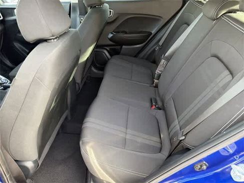 Certified 2023 Hyundai Venue SEL image 17